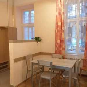  Apartamento Tempo Courtyard Hungría